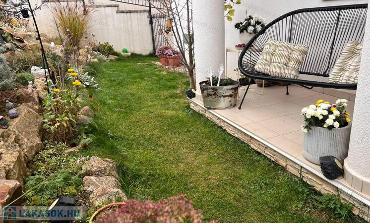 Egy családi ház életérzése                                 