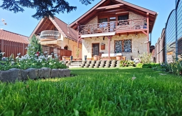 Eladó családi ház