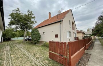 Eladó családi ház
