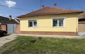 Eladó családi ház