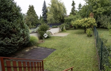 Eladó családi ház