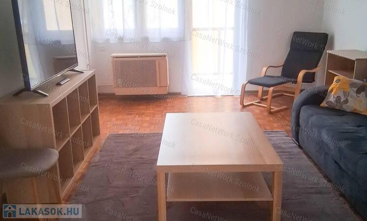 Szolnok belvárosában kiadó bútorozott 2 szobás belvárosi lakás                                 