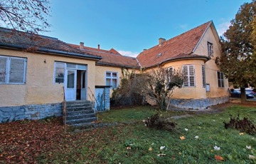 Eladó családi ház