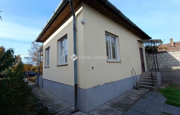 Eladó családi ház