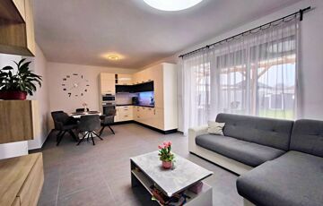 Eladó családi ház