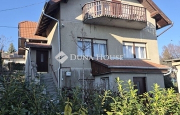 Eladó családi ház