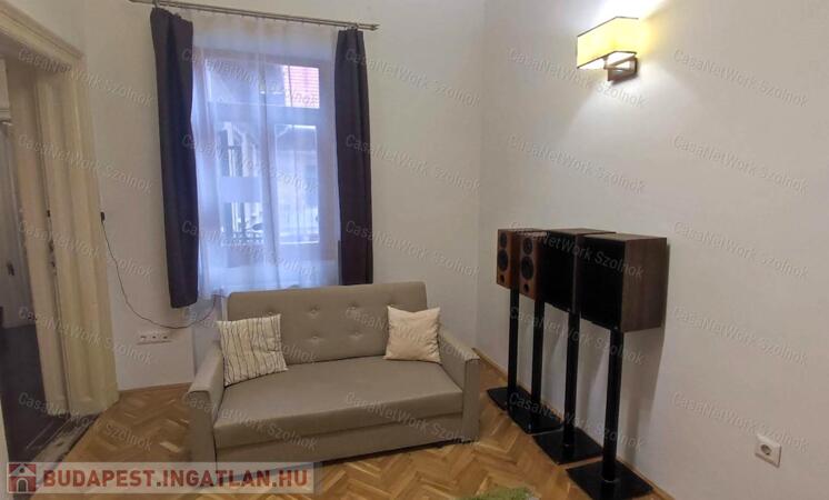 Eladó jó állapotú lakás Budapest 6. kerületében, a Csengery utcában!                                 