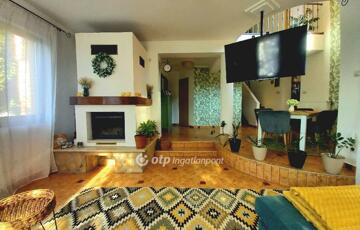 Eladó családi ház