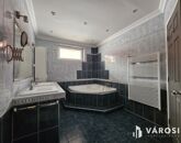 Eladó családi ház Győr 155 000 000 Ft