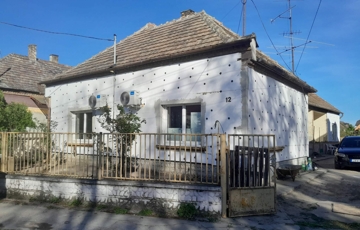 Eladó családi ház
