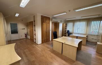 Kiadó iroda/üzlethelyiség