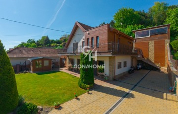 Eladó családi ház