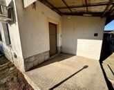 Kiadó családi ház Nyúl 170 000 Ft