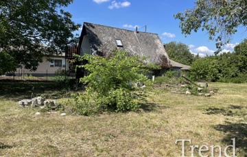 Eladó telek/földterület