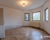 Eladó lakás Budaörs 119 000 000 Ft