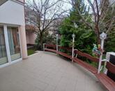 Eladó Kecskemét szívében 268 m2 Családi Házban iroda