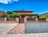 Eladó családi ház Balatonboglár 199 990 000 Ft