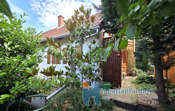 Eladó családi ház