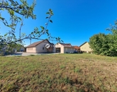 Kiadó családi ház Baksa 380 000 Ft