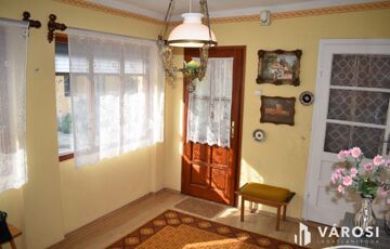 Eladó családi ház