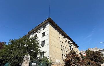 Eladó lakás