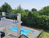 Prémium medencés ház Ábrahámhegyen