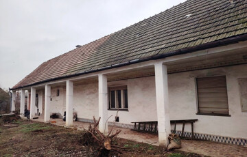 Eladó családi ház