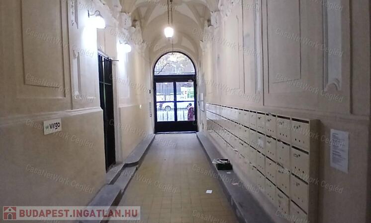 Eladó Budapesi Lipotvárosi 64 m2 tégla lakás.                                 