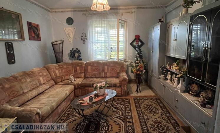 Felújítandó családi ház Oroszlány-Borbálán                                 