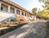 Eladó családi ház Bogád 145 000 000 Ft