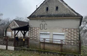 Eladó családi ház