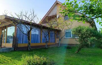 Eladó családi ház