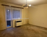 Eladó lakás Komló 18 500 000 Ft