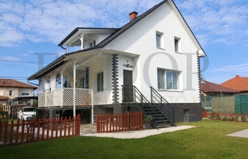Eladó családi ház