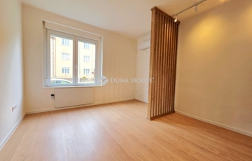 Eladó lakás