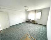 Panorámás kis lakás remek helyen