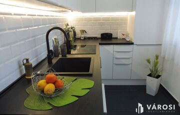 Eladó lakás