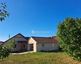 Kiadó családi ház Baksa 380 000 Ft