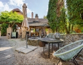 Eladó vendéglátó egység Dunabogdány 510 000 000 Ft