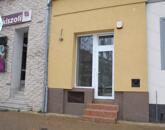 Szolnokon a Szapáry úton üzlethelyiség kiadó