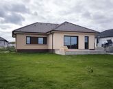 Eladó családi ház Győrság 96 000 000 Ft