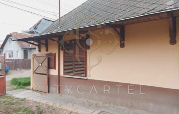 Eladó családi ház