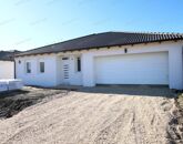 Eladó lakás Győrladamér 125 Ft