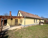 Eladó családi ház Váchartyán 55 000 000 Ft