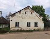 1900-ból felújításra váró parasztház KÁPTALANTÓTIBAN eladó