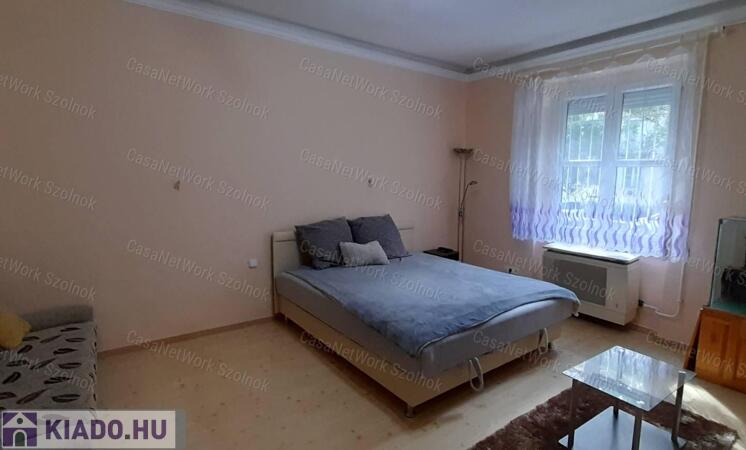 Városközpontban egyszobás lakás hosszútávra kiadó!                                 