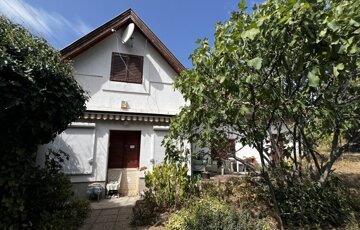 Eladó családi ház