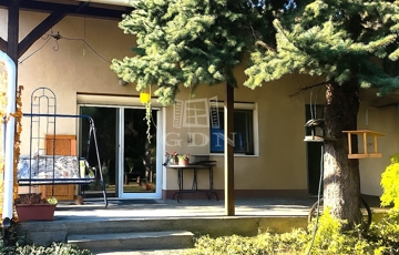 Eladó családi ház