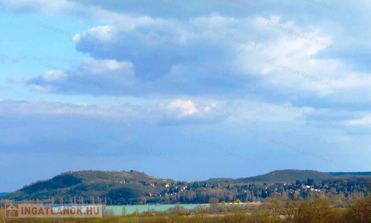Kivételes lehetőség - építési telek Balatonfüreden