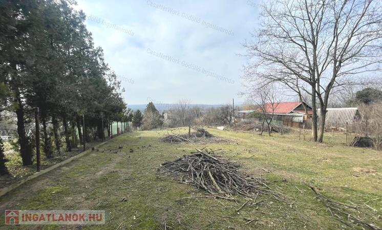 Csendes helyen építési telek